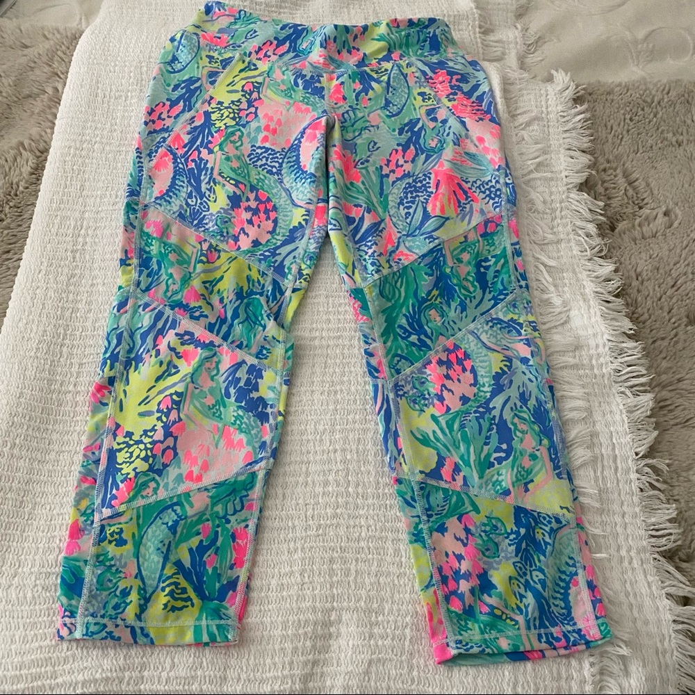 Lilly Pulitzer Luxlatic leggings with mesh panels
